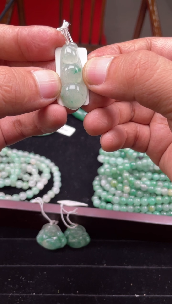 【闪购商品】石英质玉吊坠(不含链)未镶嵌福豆