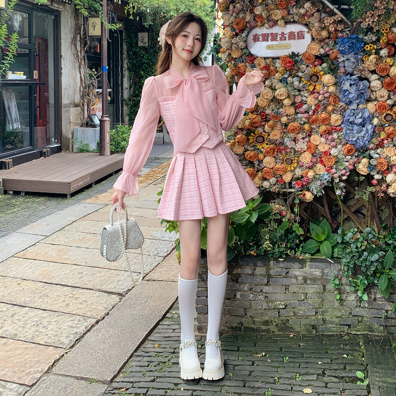 艾日秀早秋甜美减龄时尚气质减龄拼接外套上衣+百褶裙套装女F0956