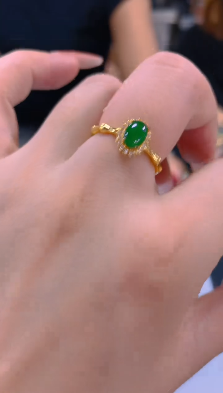 翡翠戒指未镶嵌多样性发一
