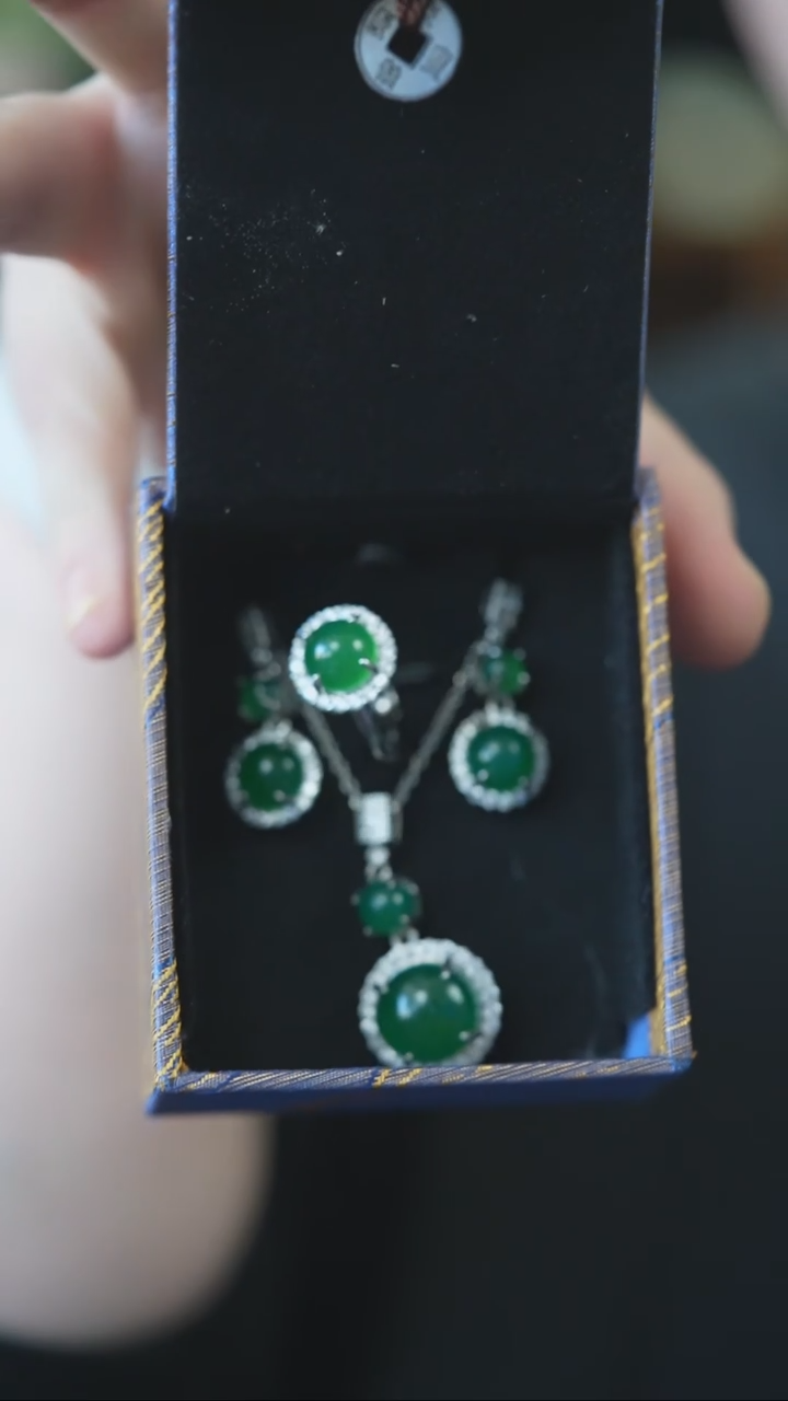 未镶嵌颈饰玛瑙/玉髓玛瑙