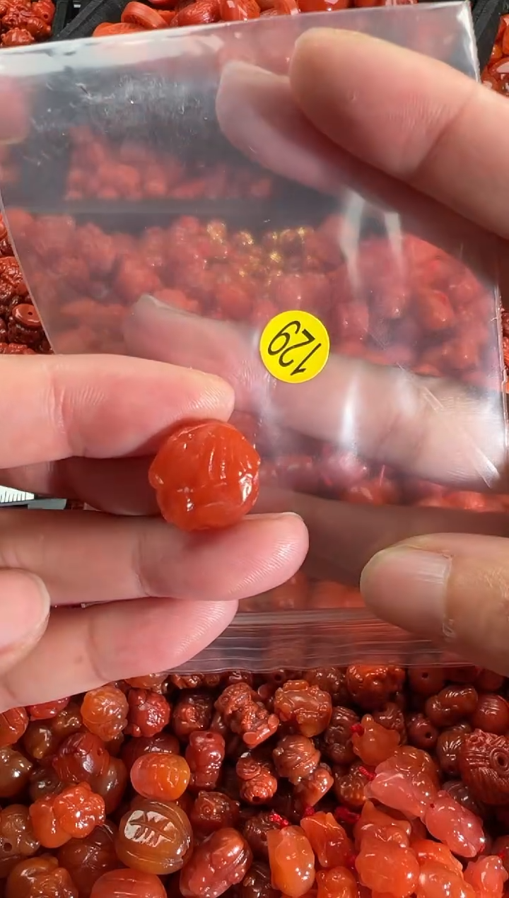 【闪购商品】南红玛瑙颈饰未镶嵌1