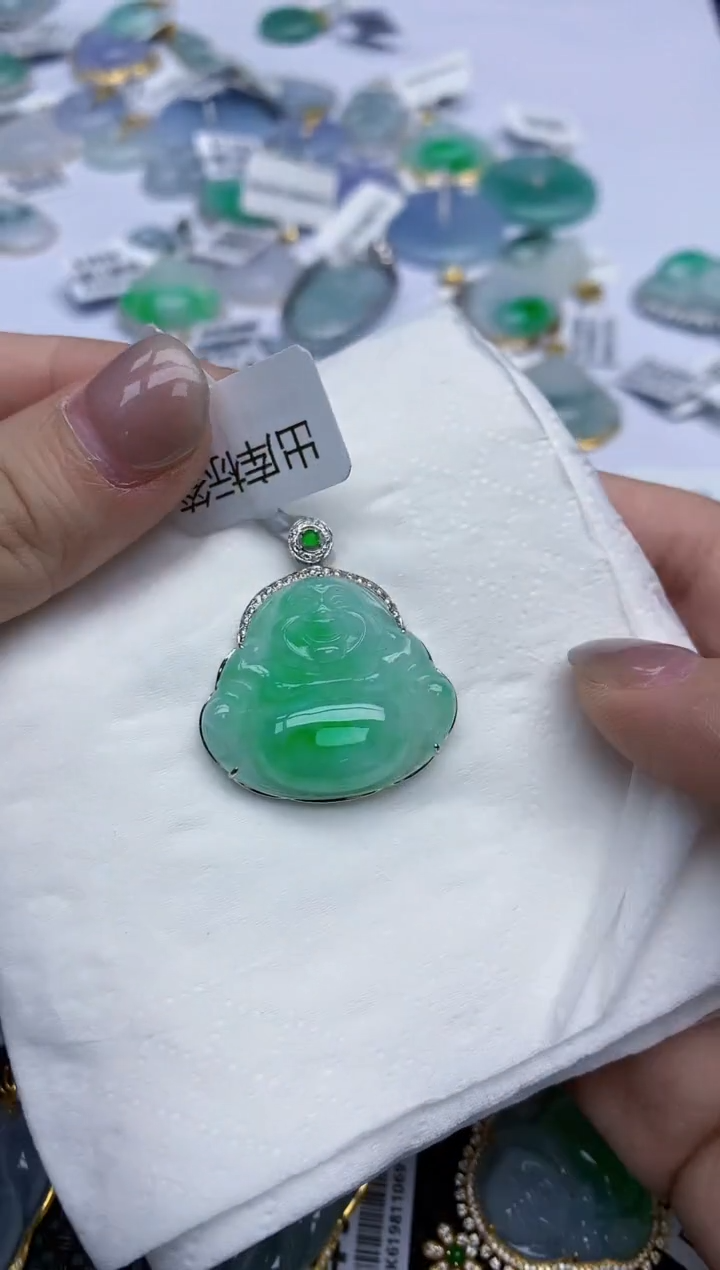 【闪购商品】翡翠颈饰18K金镶嵌天然翡翠A货