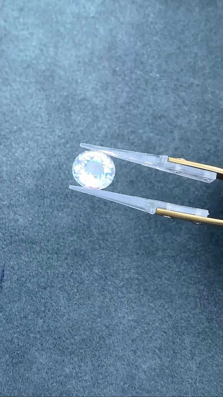 月光石裸石5.5克拉