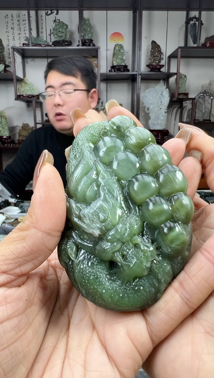 未镶嵌和田玉把件1