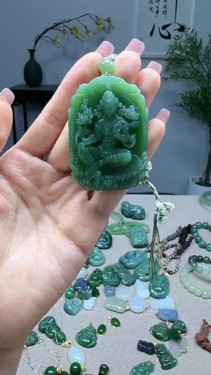 未镶嵌和田玉挂件春**哥1