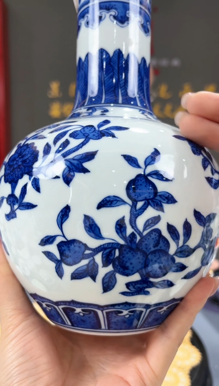 【闪购商品】官窑瓷画院962官窑瓷画院折枝瓜果天球瓶