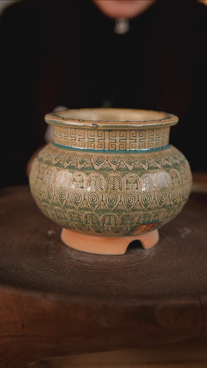 【闪购商品】红陶1-29-243默认有瑕口8.5