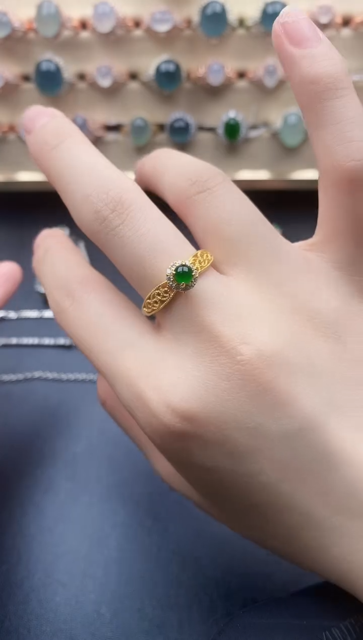 翡翠戒指银S925镶嵌一物一证一礼盒