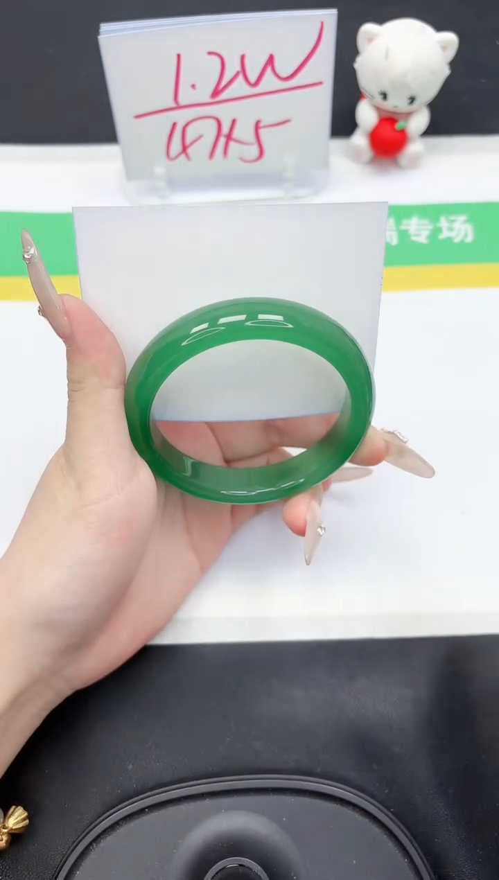 【闪购商品】石英质玉手镯未镶嵌51-59.8