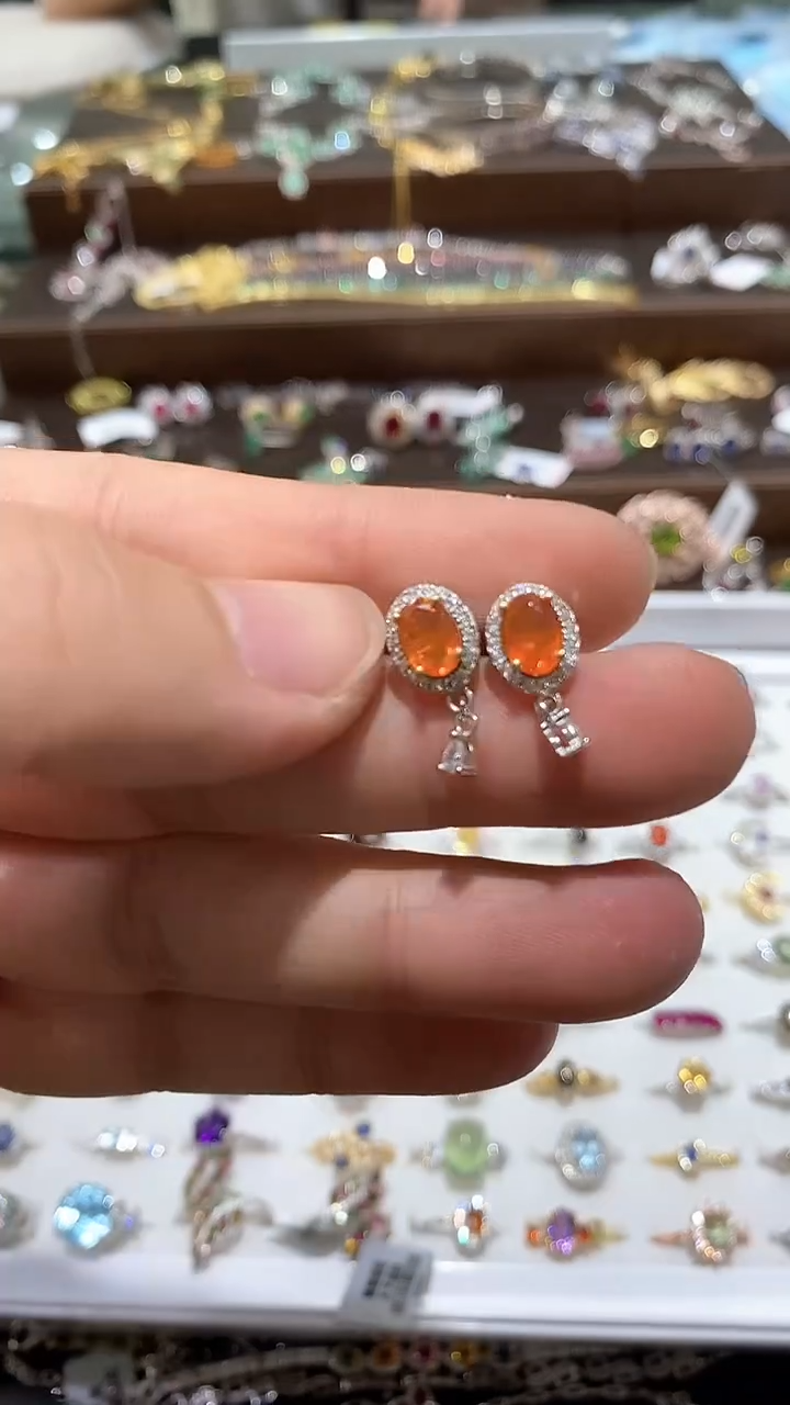 【闪购商品】欧泊珠宝奇石银S925镶嵌耳钉