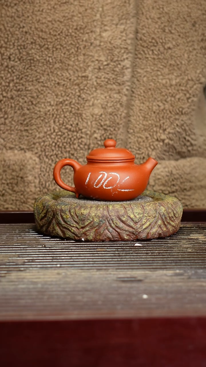 宜兴原矿紫砂壶茶壶宜兴原矿紫砂壶茶壶100C