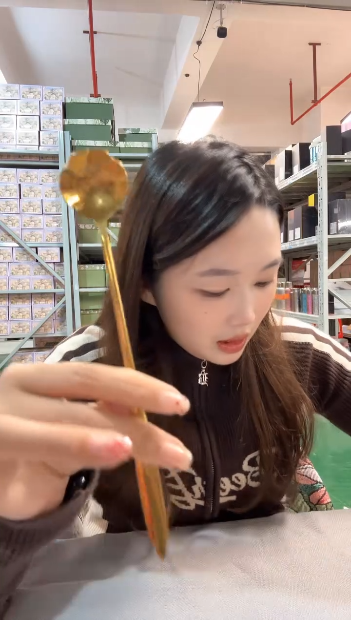 【闪购商品】H212------------