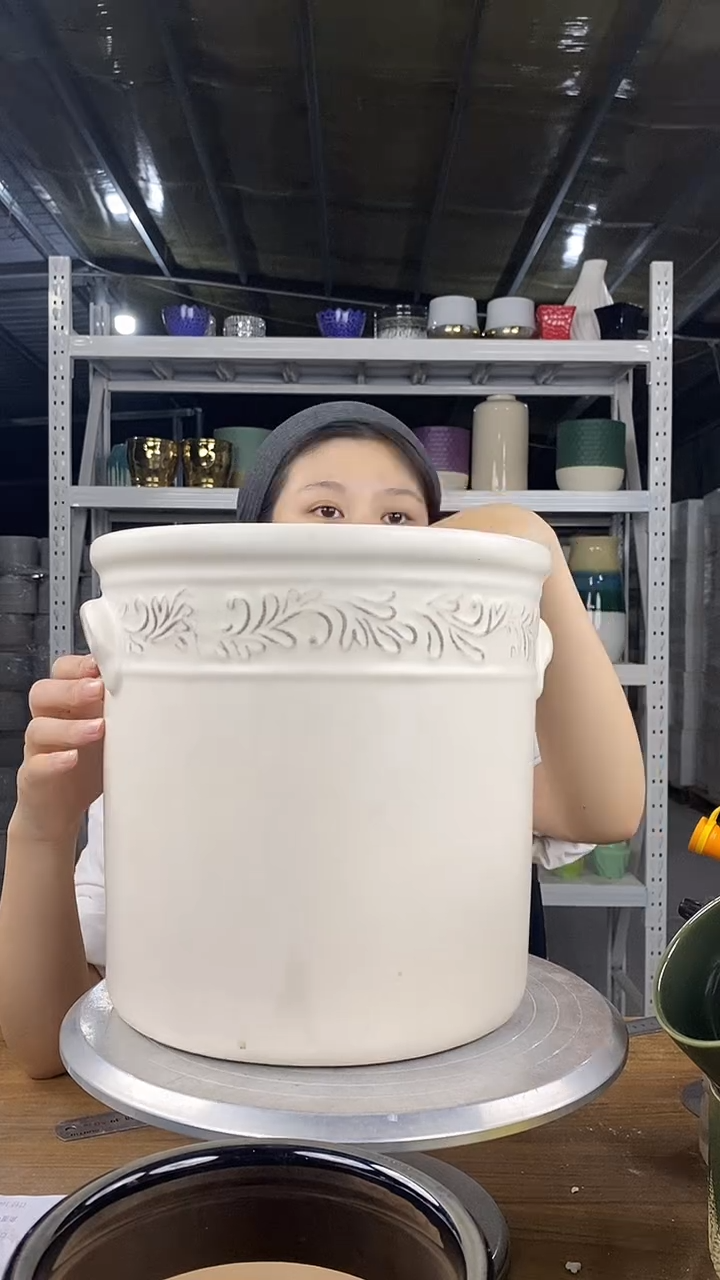 默认打孔口径高度：25-25微瑕