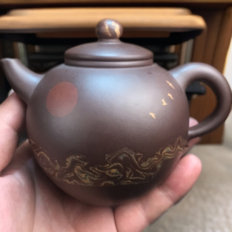 【伍德紫砂】宜兴紫砂旭日东升壶没在通绞320cc原矿老紫泥