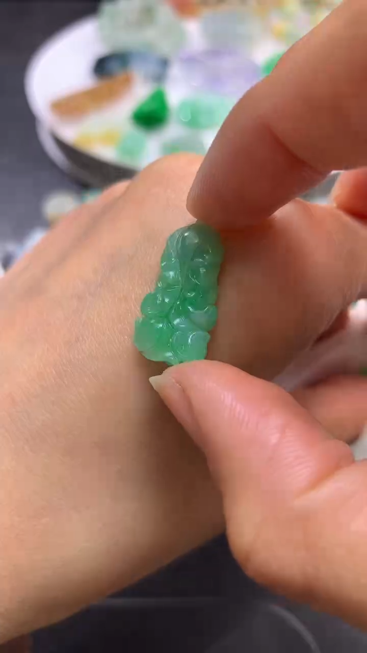 【闪购商品】定制翡翠未镶嵌翡翠