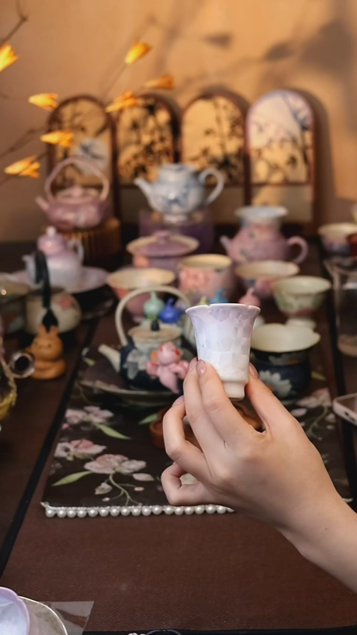 结晶釉紫白闻香杯