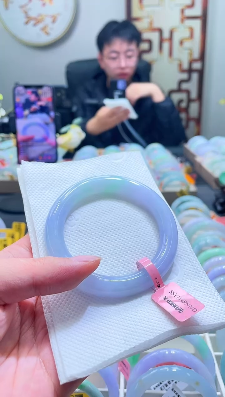 未镶嵌手镯翡翠钊**。903-56