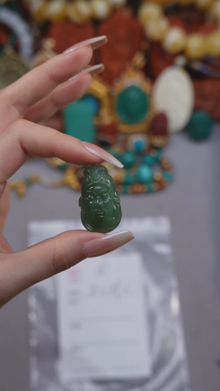 吊坠(不含链)未镶嵌和田玉25082901-5