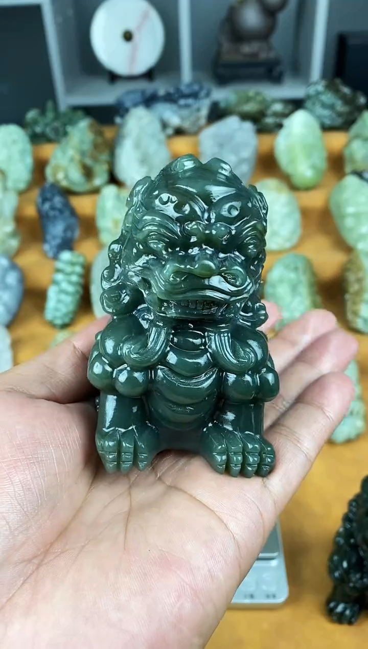 未镶嵌和田玉把件1