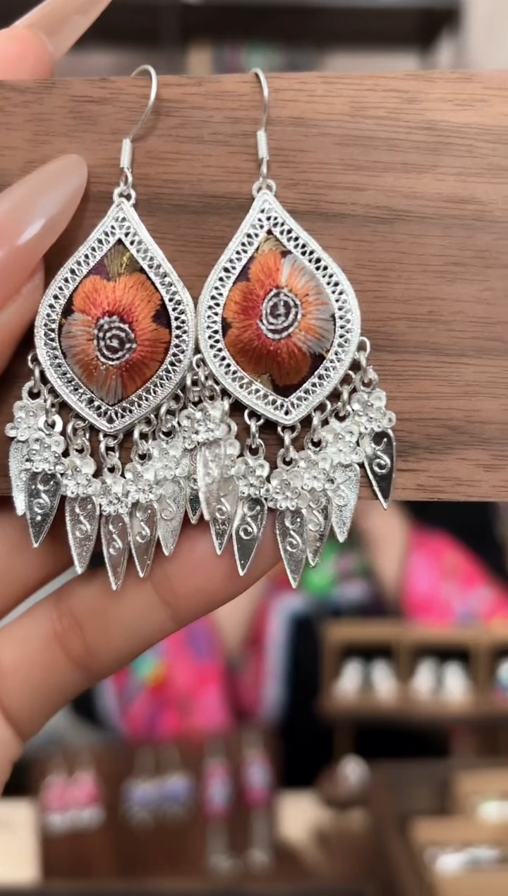 【闪购商品】织绣织绣民族风老绣饰品368