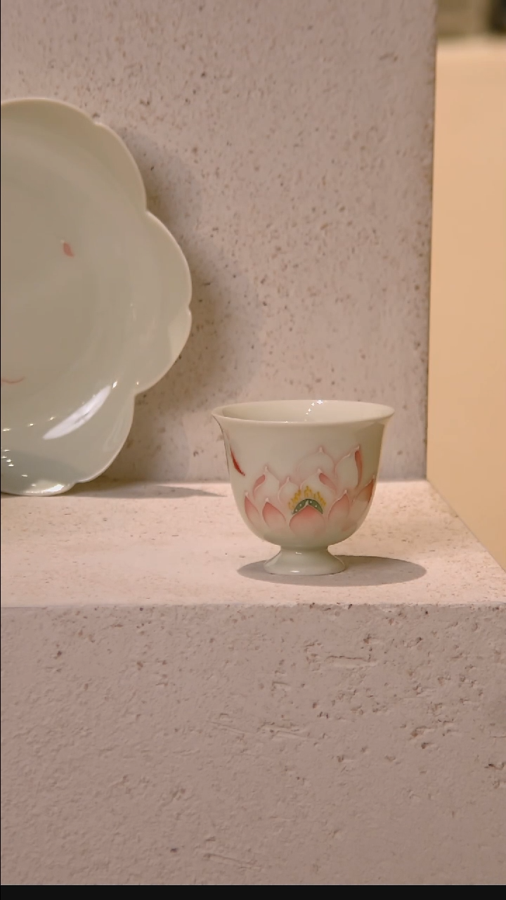 明知山志-荷漾鱼影-清如茶杯(品牌黑盒)