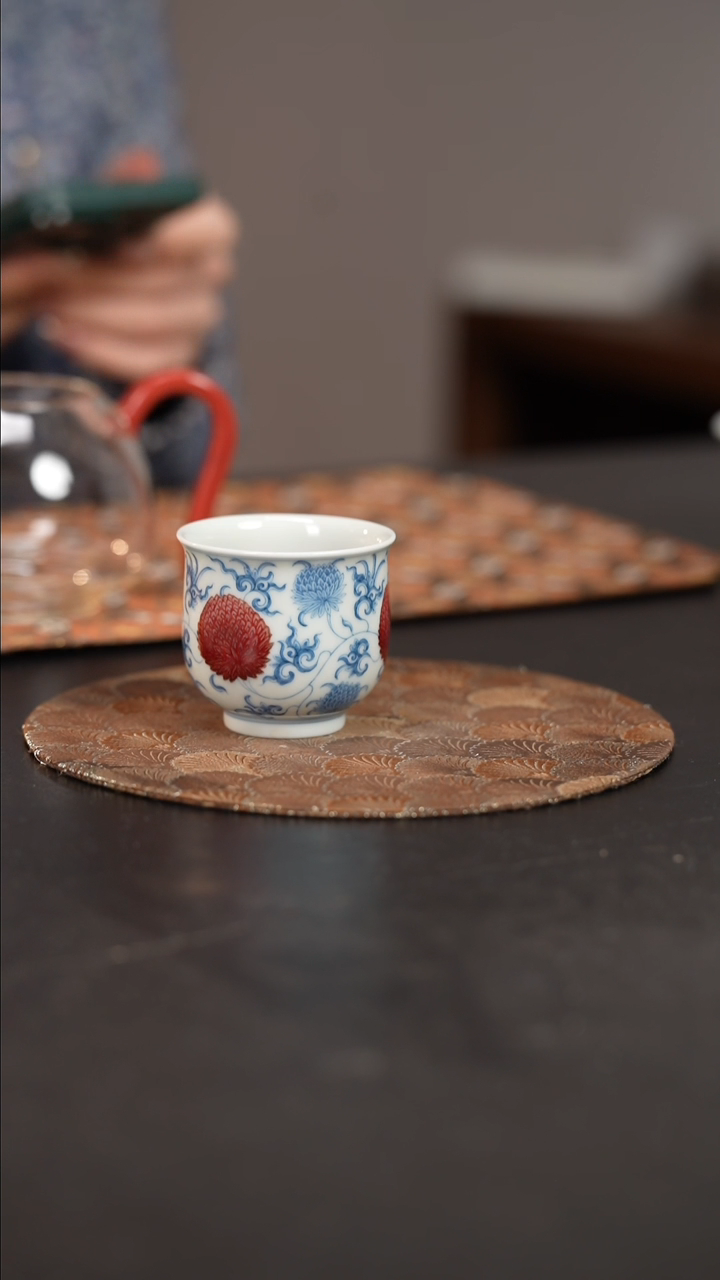 【闪购商品】杯屹朴堂釉里红团菊