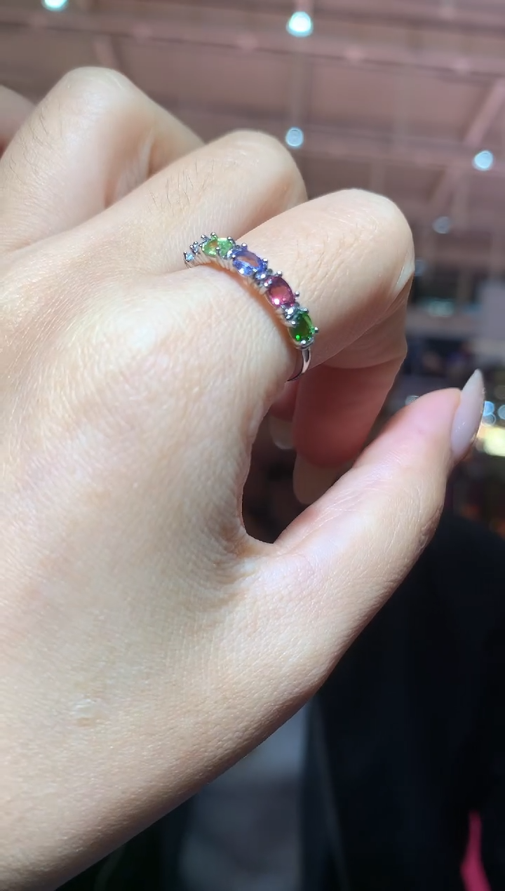 银S925镶嵌戒指石榴石【宝石世家严选】