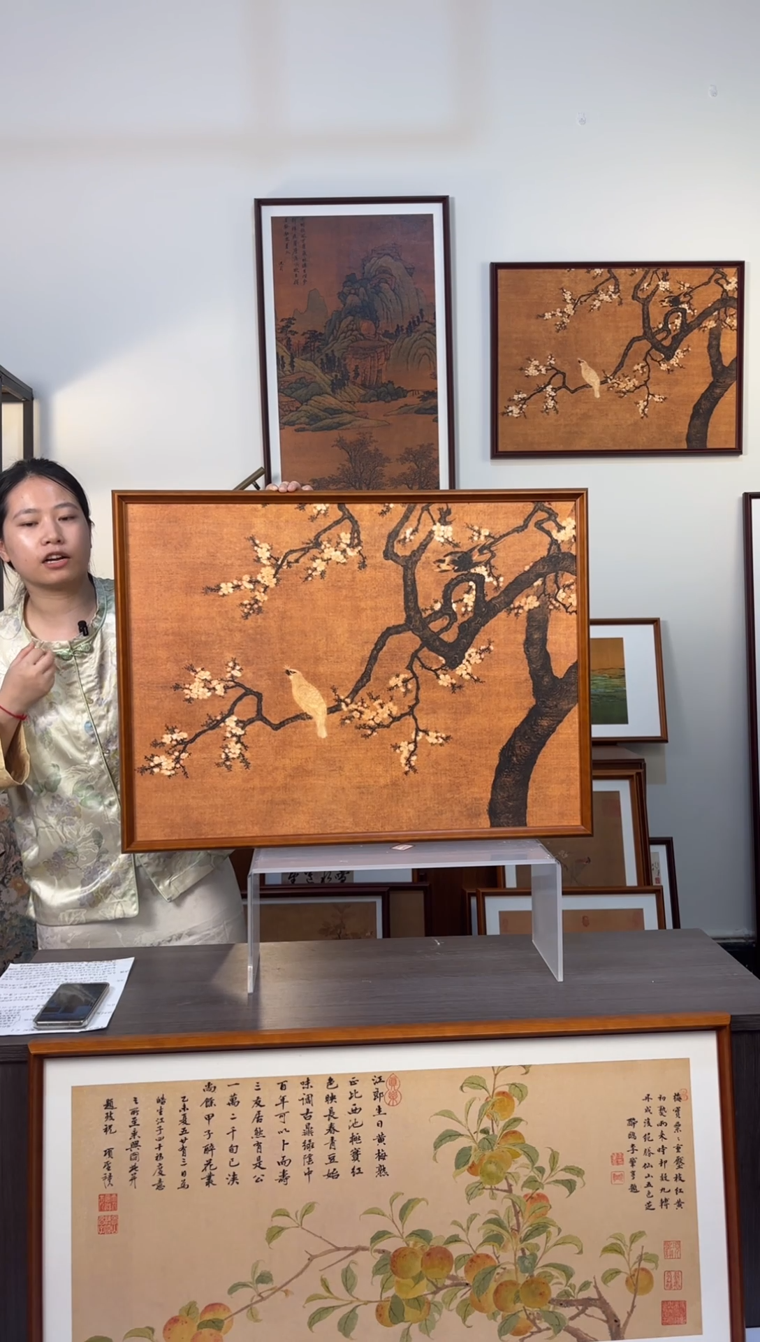 横款杏花双孜图80*60尺寸柚木色外框
