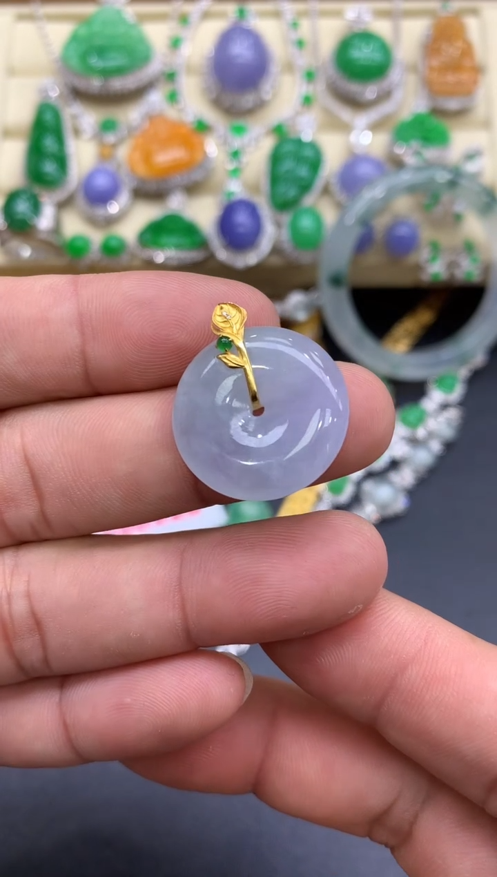 颈饰18K金镶嵌翡翠435-中国好珍宝