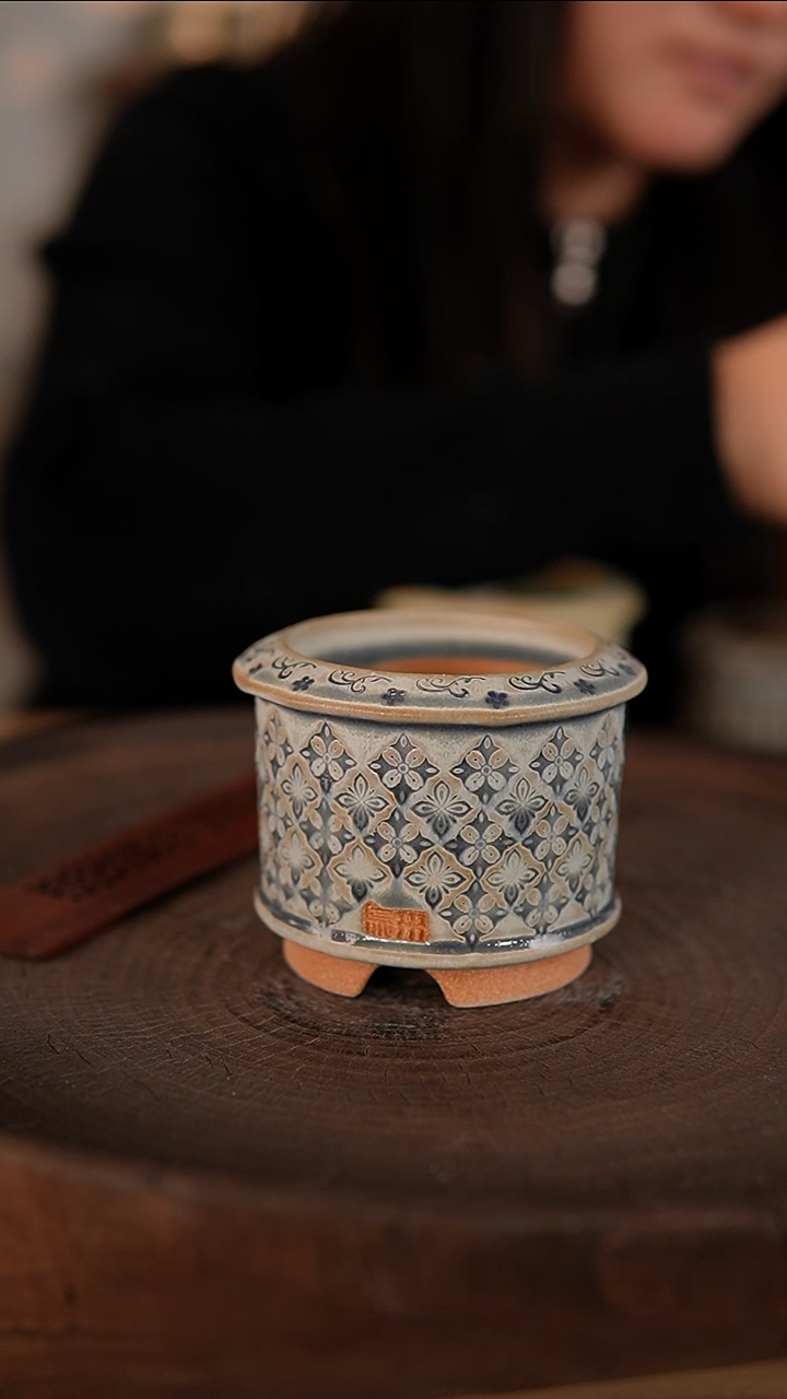 【闪购商品】红陶1-26-152默认有瑕口5.5