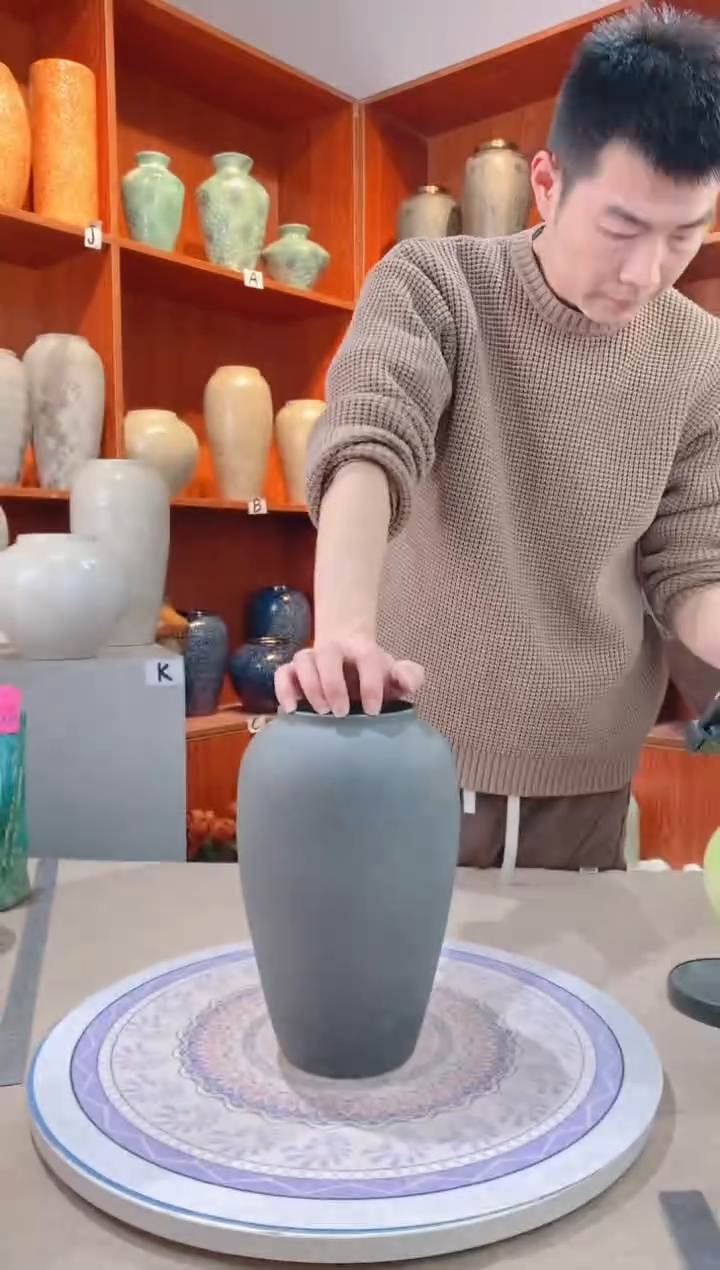 【闪购商品】瓶黑泡泡 中号  陶瓷花瓶 无花