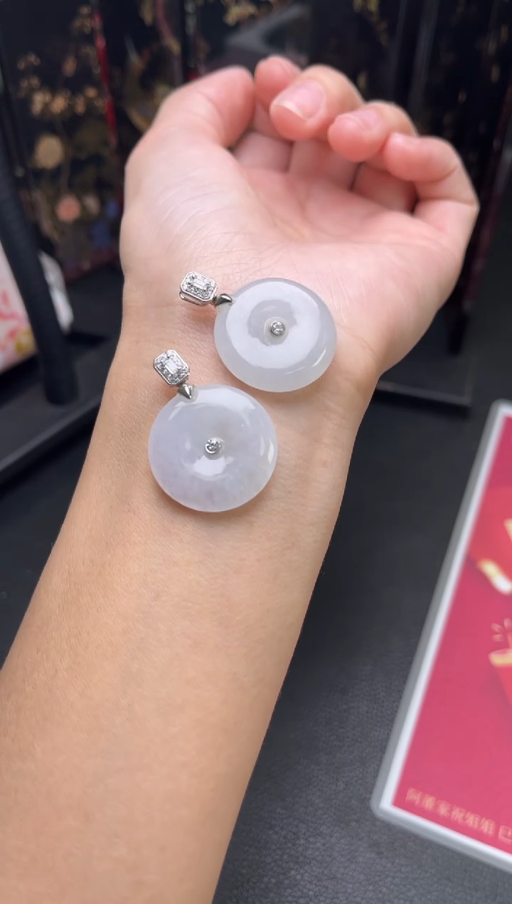 【闪购商品】翡翠颈饰银S925镶嵌V45 多样性发一件/配绳子