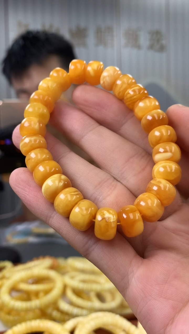 【闪购商品】琥珀裸石未镶嵌手串