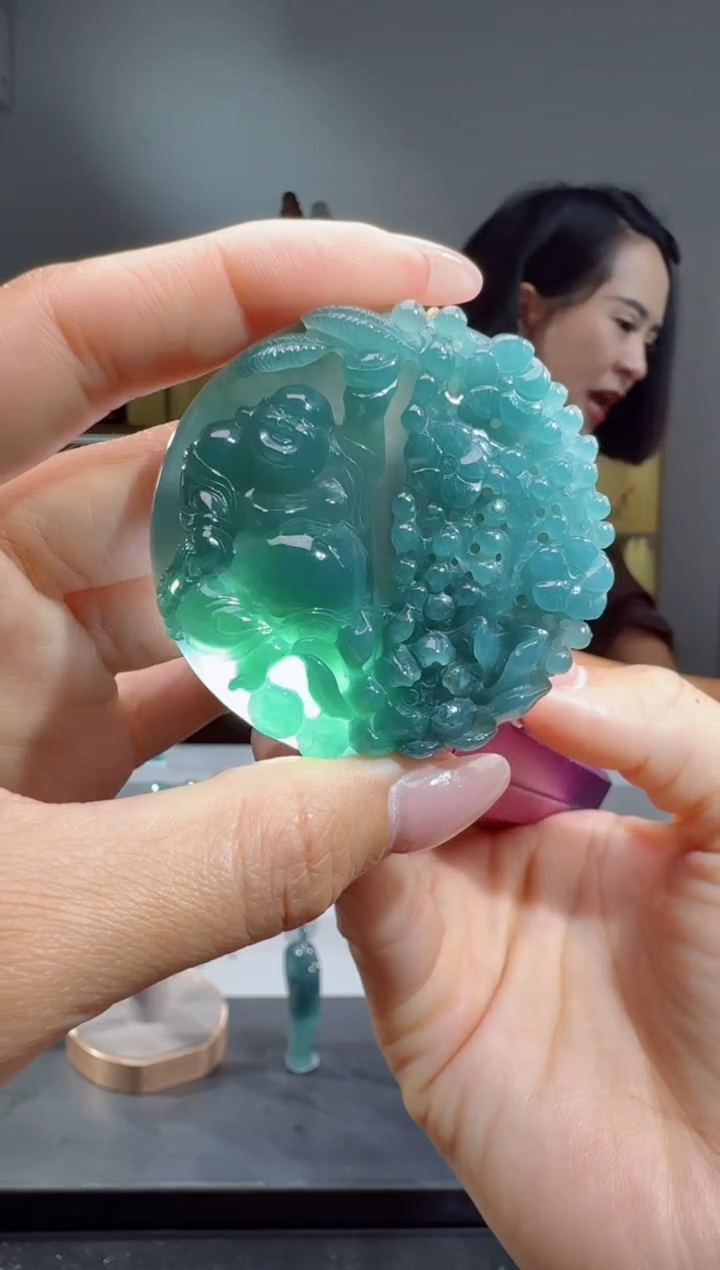 吊坠(赠链)未镶嵌翡翠佛公（多样性发其一）