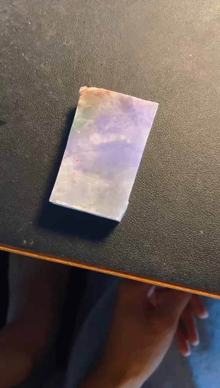 翡翠未镶嵌颈饰凯****）翡翠