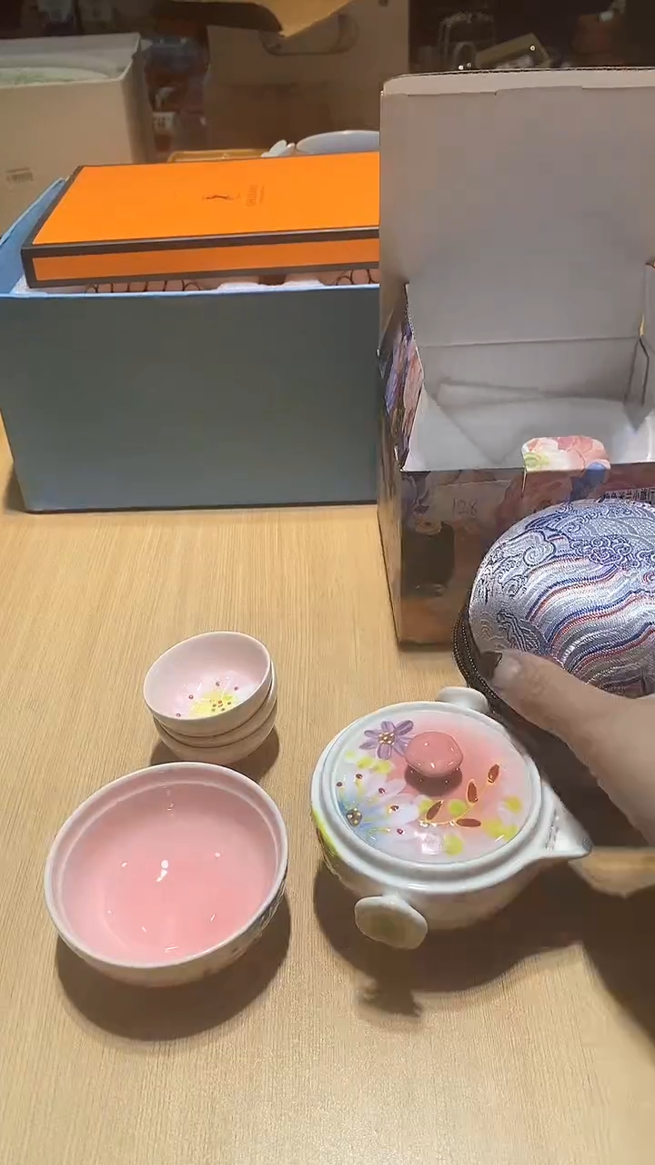 【闪购商品】瓷片锅碗瓢盆一件不剩