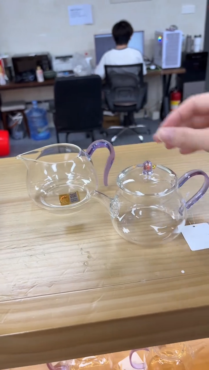 禾器-青云壶-浅紫色+禾器淡然茶海浅紫色