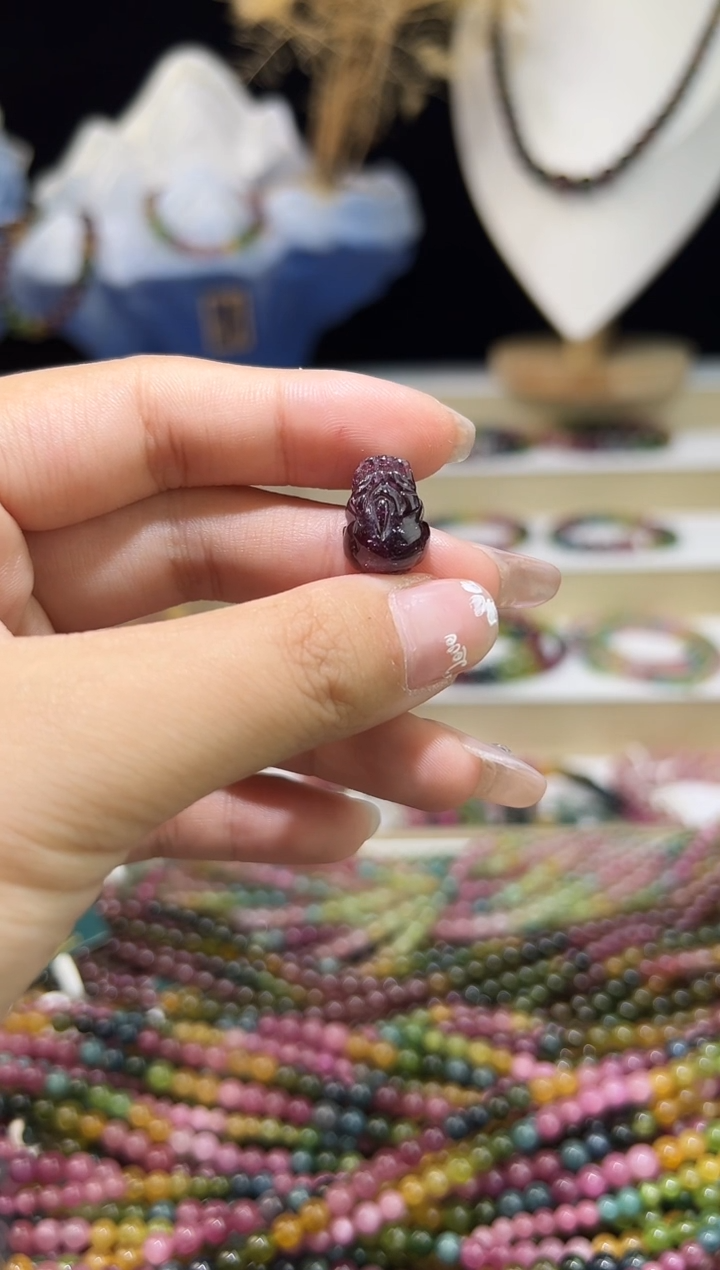 【闪购商品】碧玺/未镶嵌碧玺貔貅多样性发货