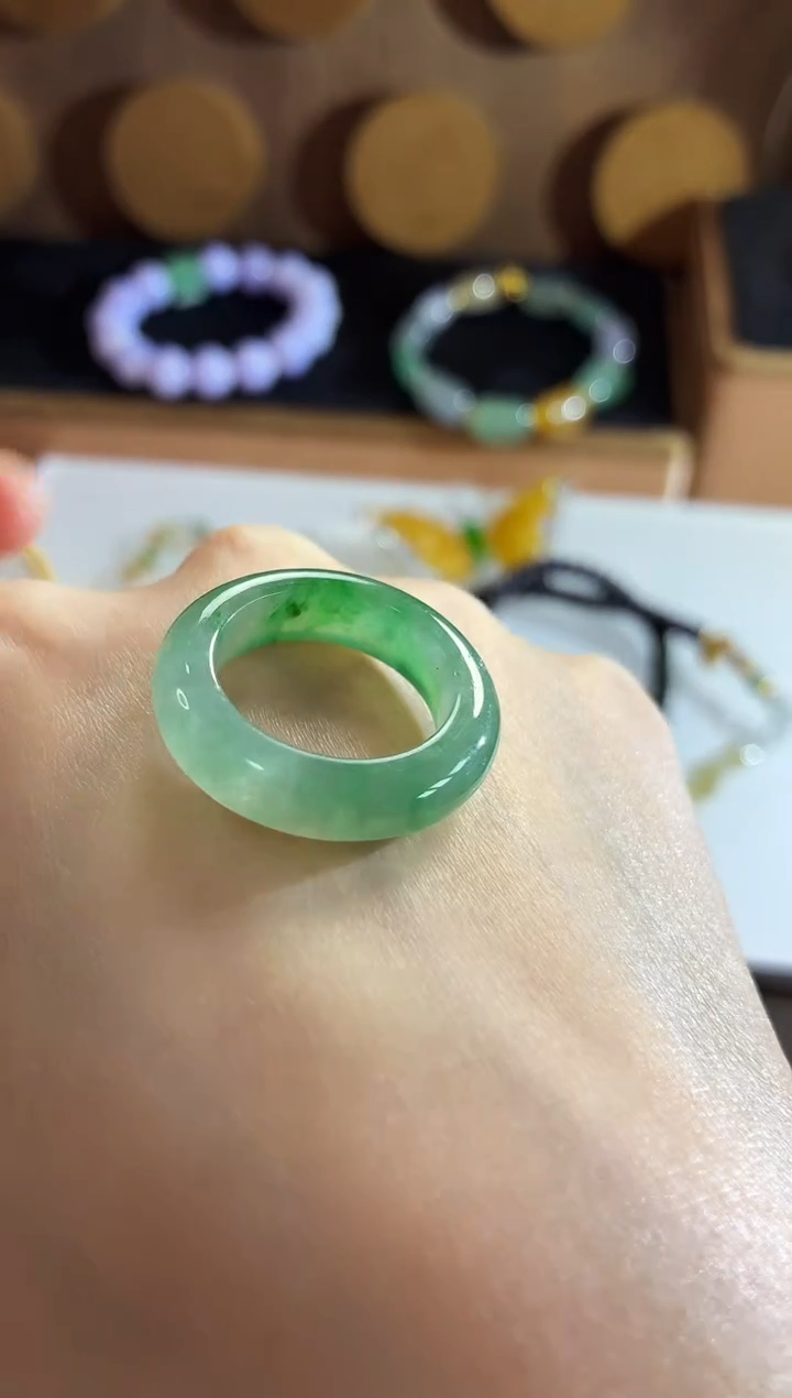 未镶嵌戒指翡翠戒指16