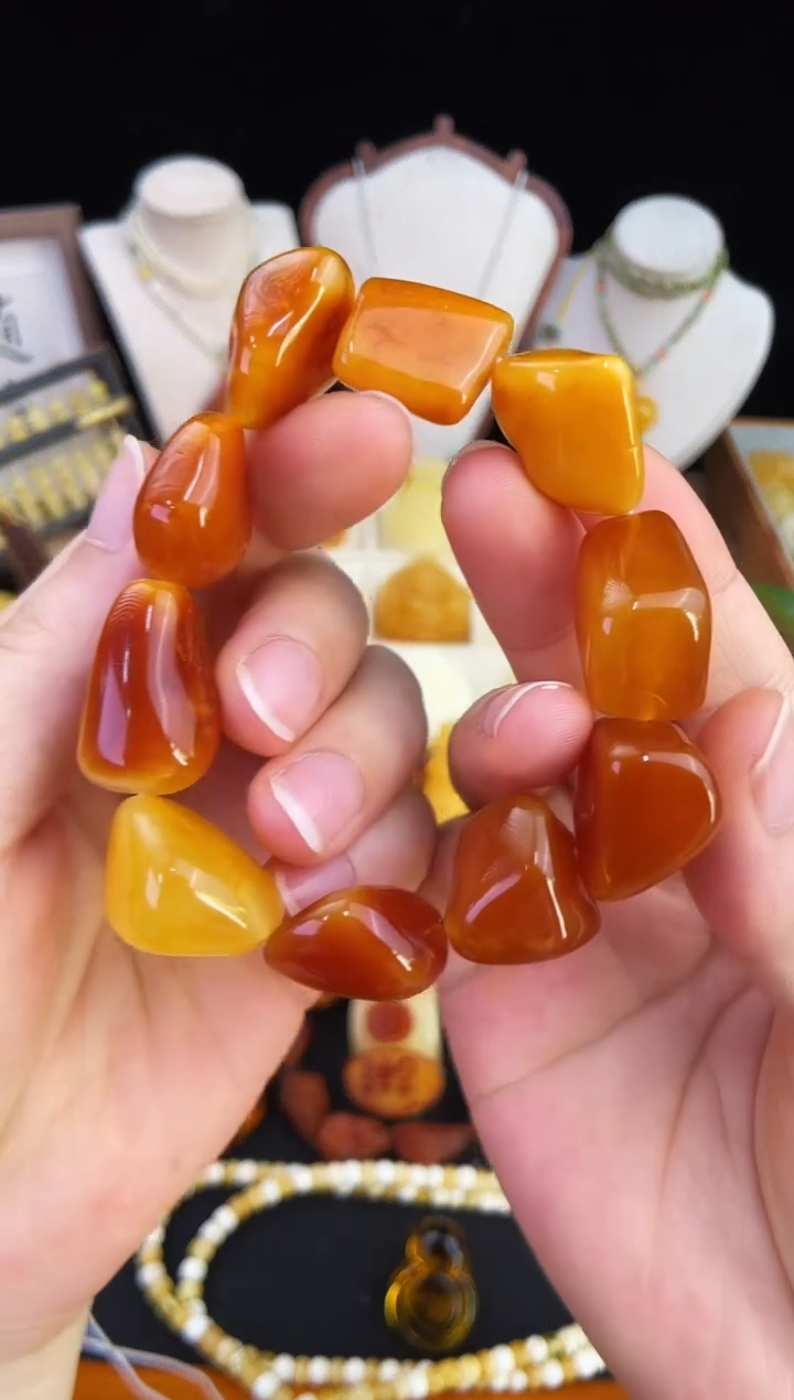 琥珀未镶嵌珠宝奇石柒月