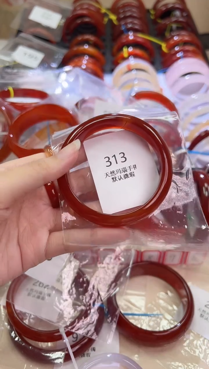 玛瑙/玉髓手链未镶嵌57圈口*313