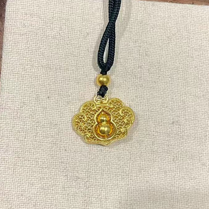 【小鹏黄金】足金999古法传承如意锁葫芦吊坠8.97