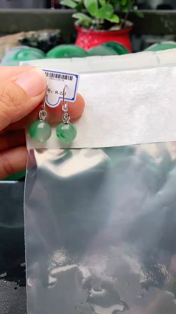 定制石英质玉非洲翠