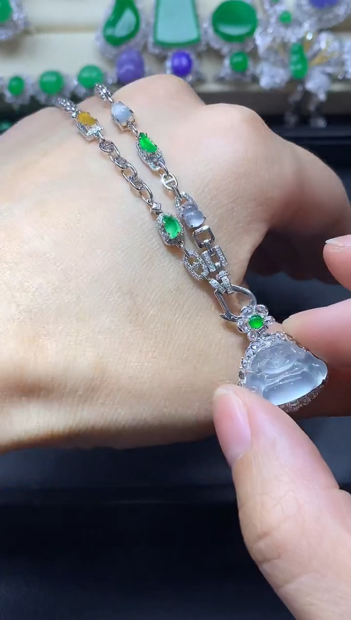 颈饰18K金镶嵌翡翠669-中国好珍宝