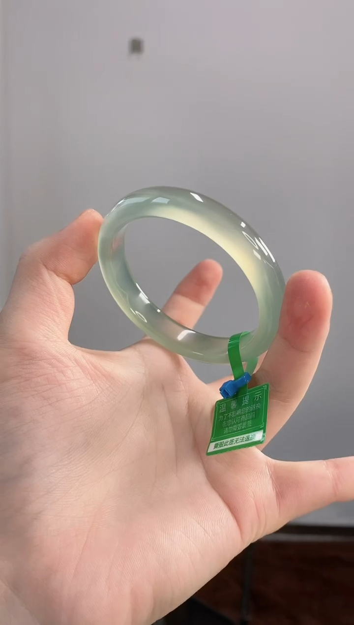 【闪购商品】玛瑙/玉髓手镯未镶嵌55圈