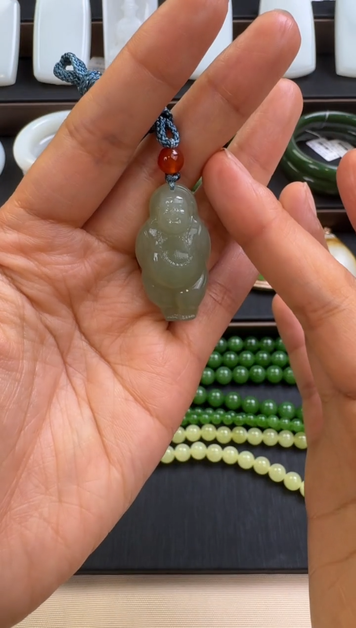 吊坠(赠链)未镶嵌和田玉佛公