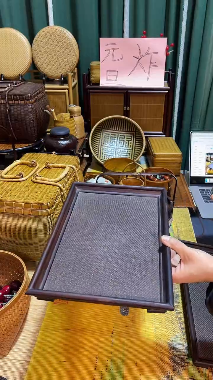 这半个月找到零配工艺品