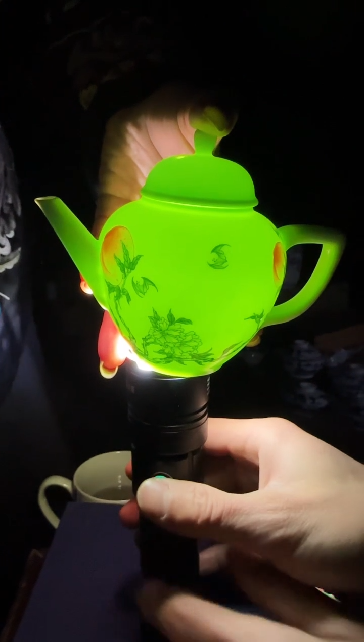 壶瓷绿稀土桃李满园茶壶