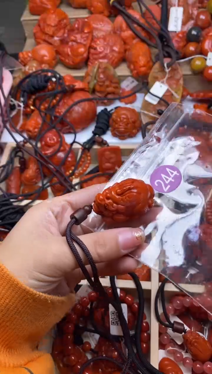 【闪购商品】南红玛瑙珠宝奇石未镶嵌244