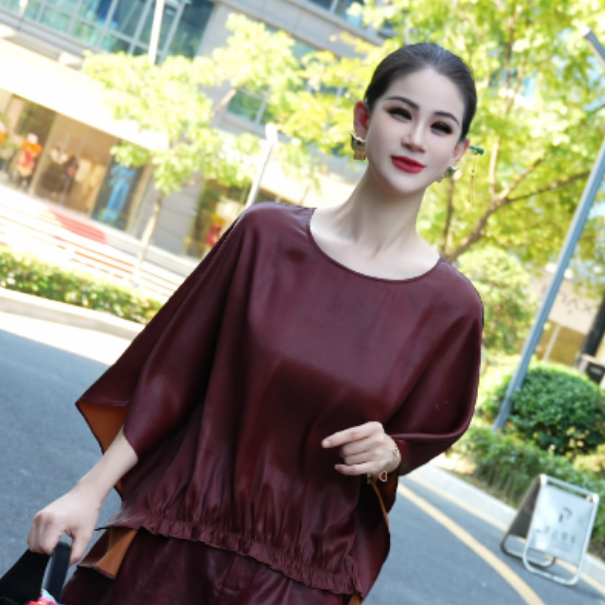 【赤金】上衣精品时尚宽松显瘦圆领减龄蝙蝠袖XS22036约69cm 100g
